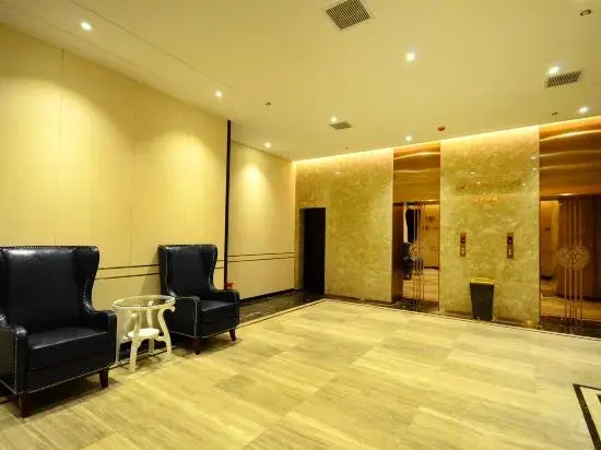 Bolaihua Hotel Wuhan Guanggu