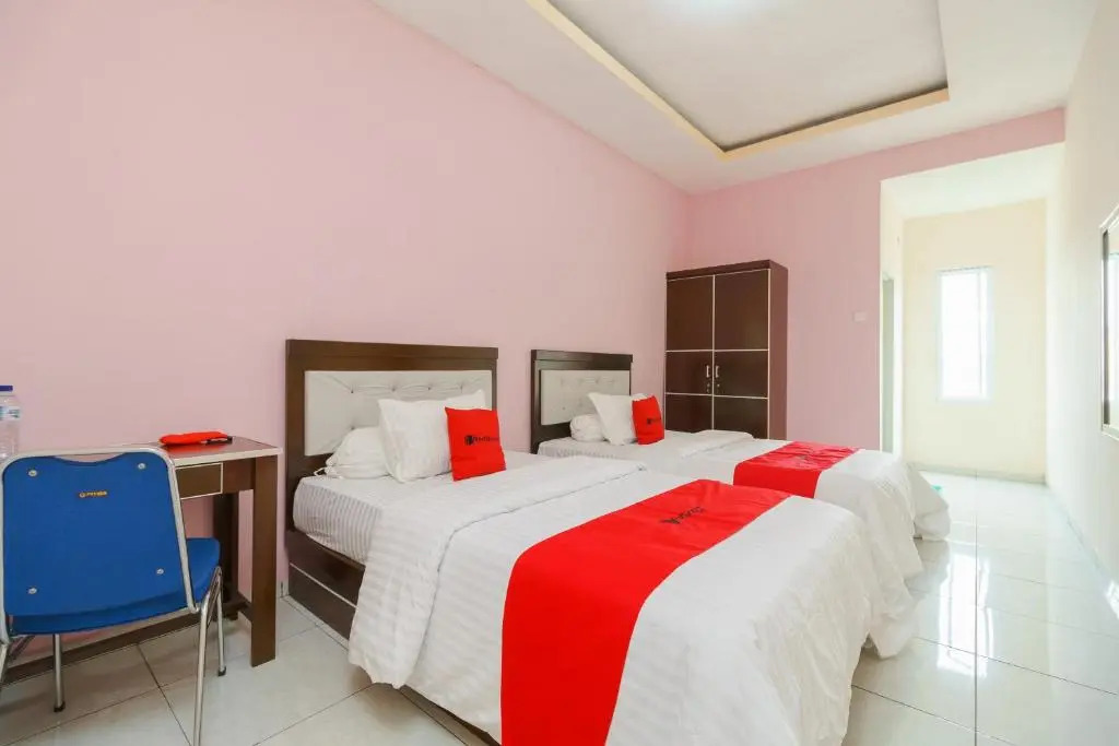 RedDoorz Syariah near Simpang Sekip Palembang