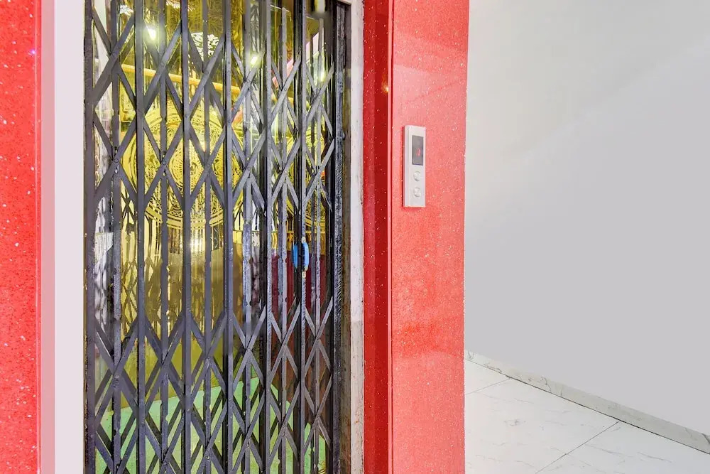 FabHotel Sai Executive