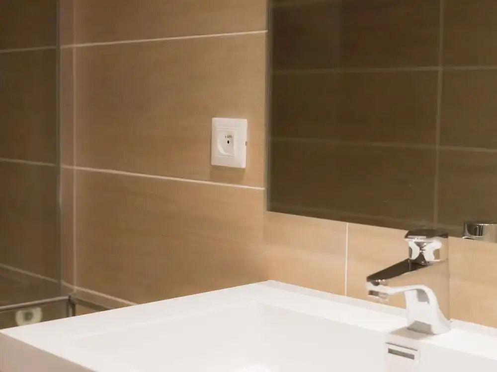 Albigny - T2 -luxe Contemporain - vue lac