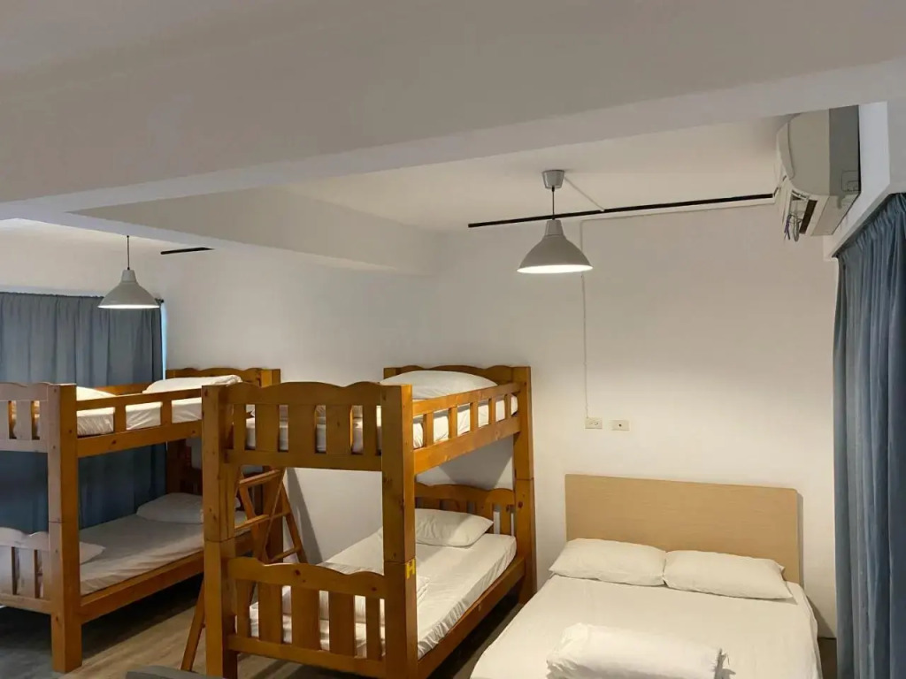 Donghai Cottage Backpack Inn Suite