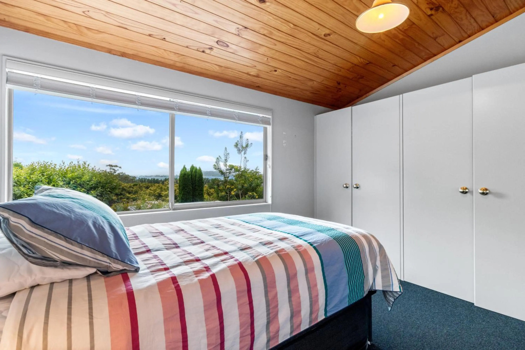Country Retreat - Athenree Holiday Home