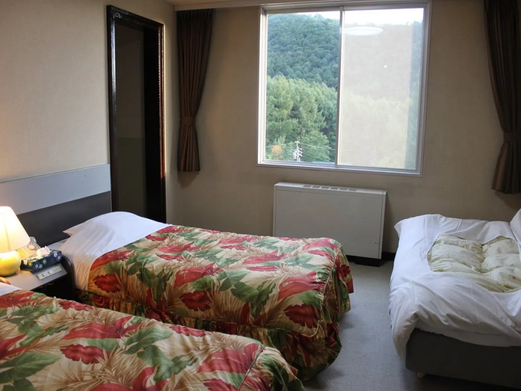 Kitashiga Holiday Inn