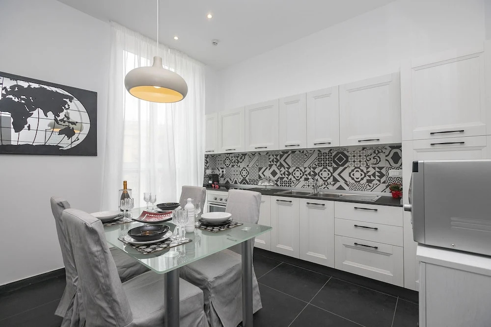 Homes in Genoa - Les Maisons de Genes