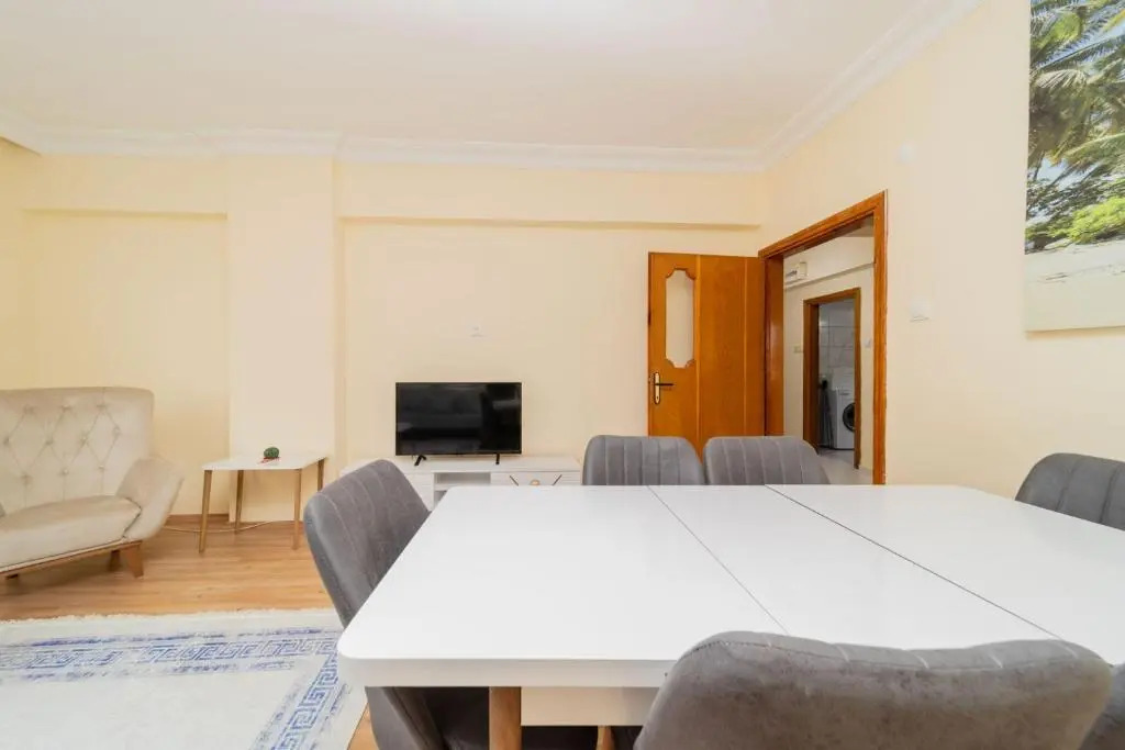 Commodious Flat Near Seaside in Antalya Konyaalti