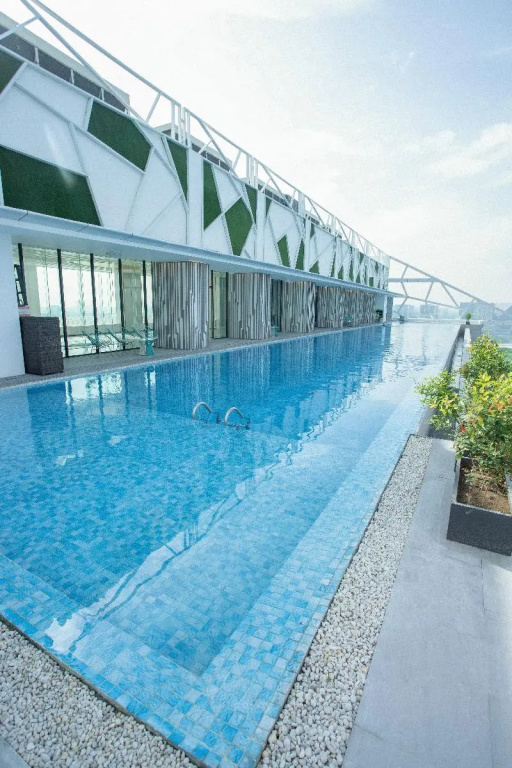 Lime Resort Manila