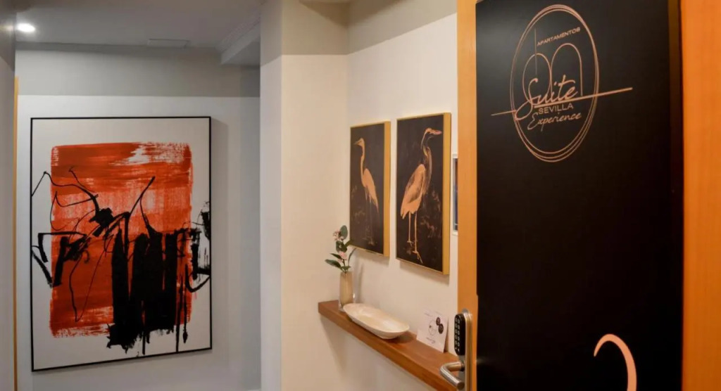 ON Suites Sevilla Apartments