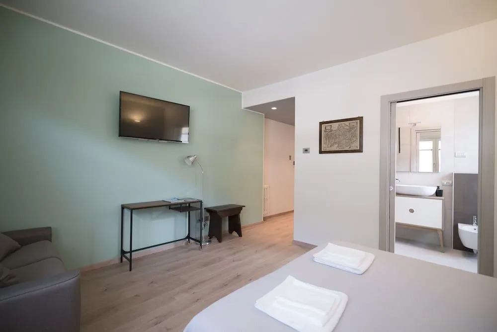 LA VALIGIA Bed & Bike - Gateway to Valtellina & Lake Como