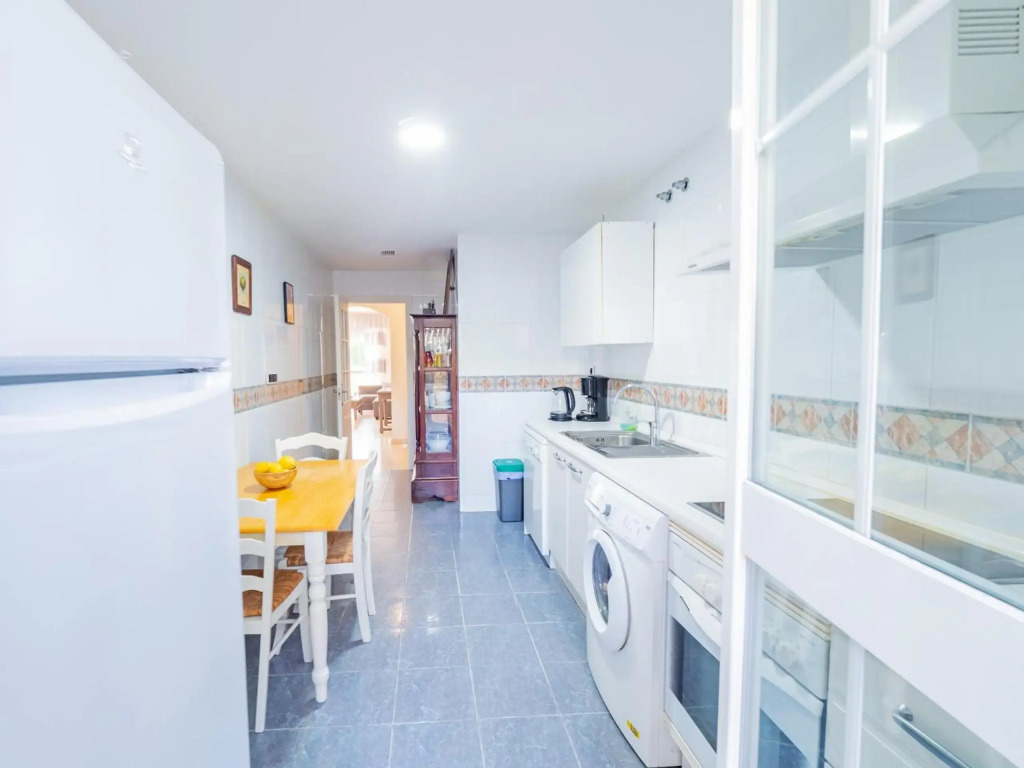 Cubo's Apartamento Arenas de Marbella B