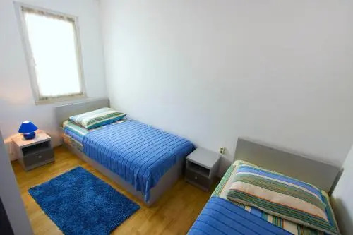 Apartment Milna - with Swimming Pool & Amazing Seaviews, above Bijaka Beach