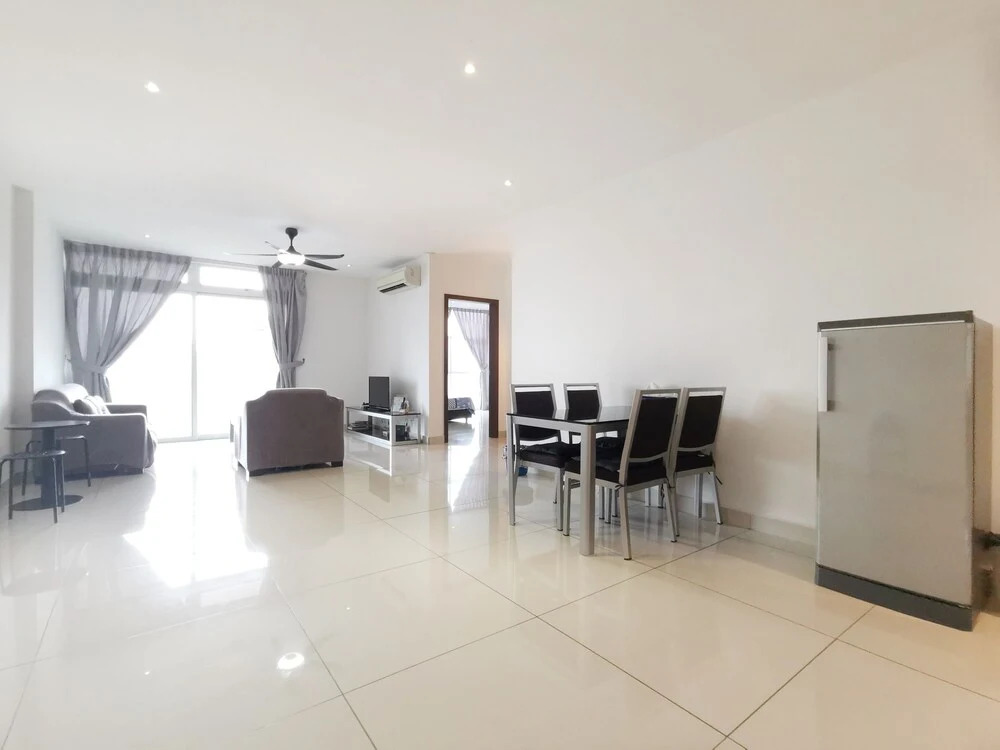 D'esplanade Residences @ KSL City by Immaculate