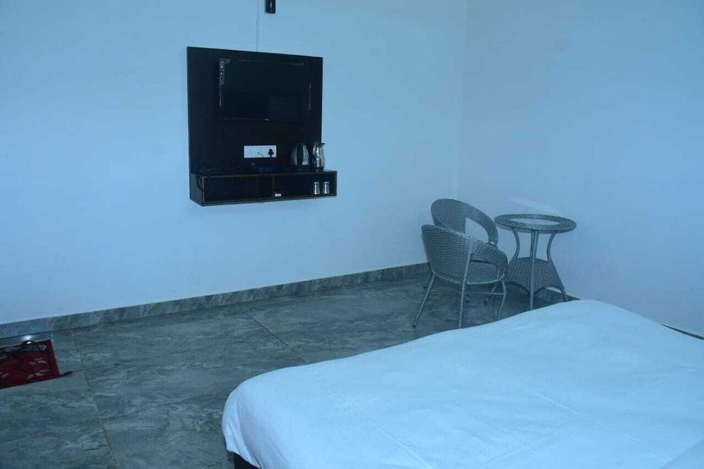 Shri Narayanam Guest House and Home Stay