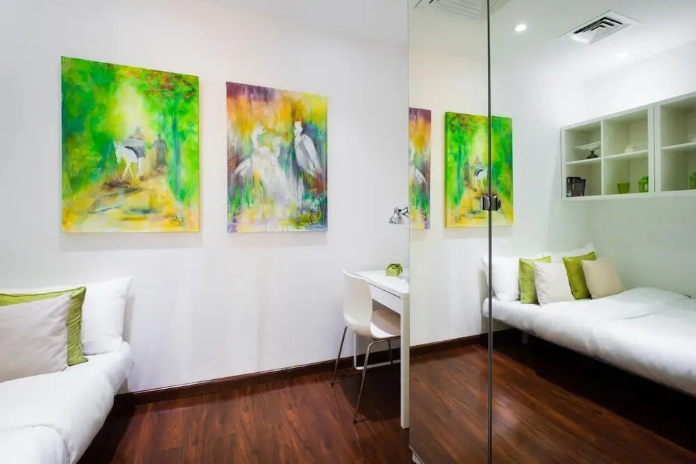 Exquisite 2BR w Exclusive Beach Access at the Palm