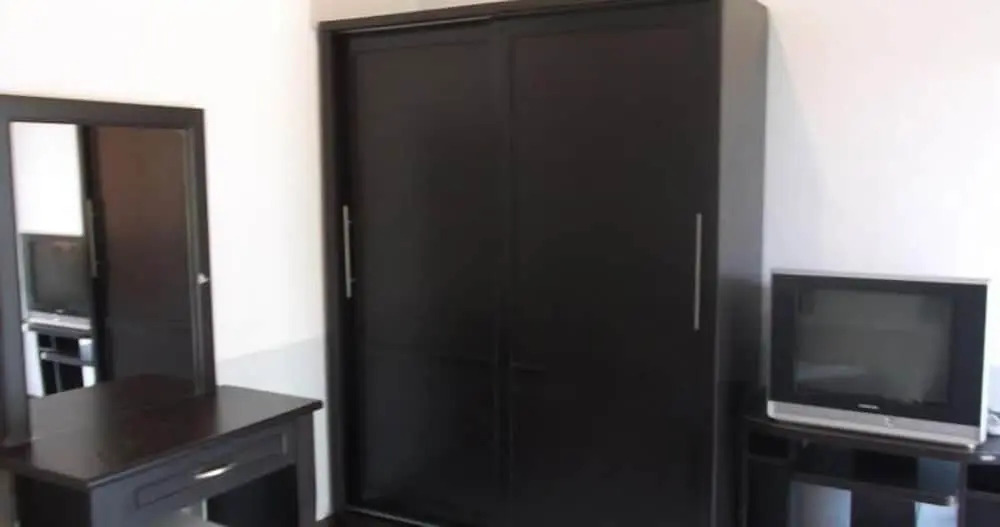 Bed & Breakfast Service Guesthouse