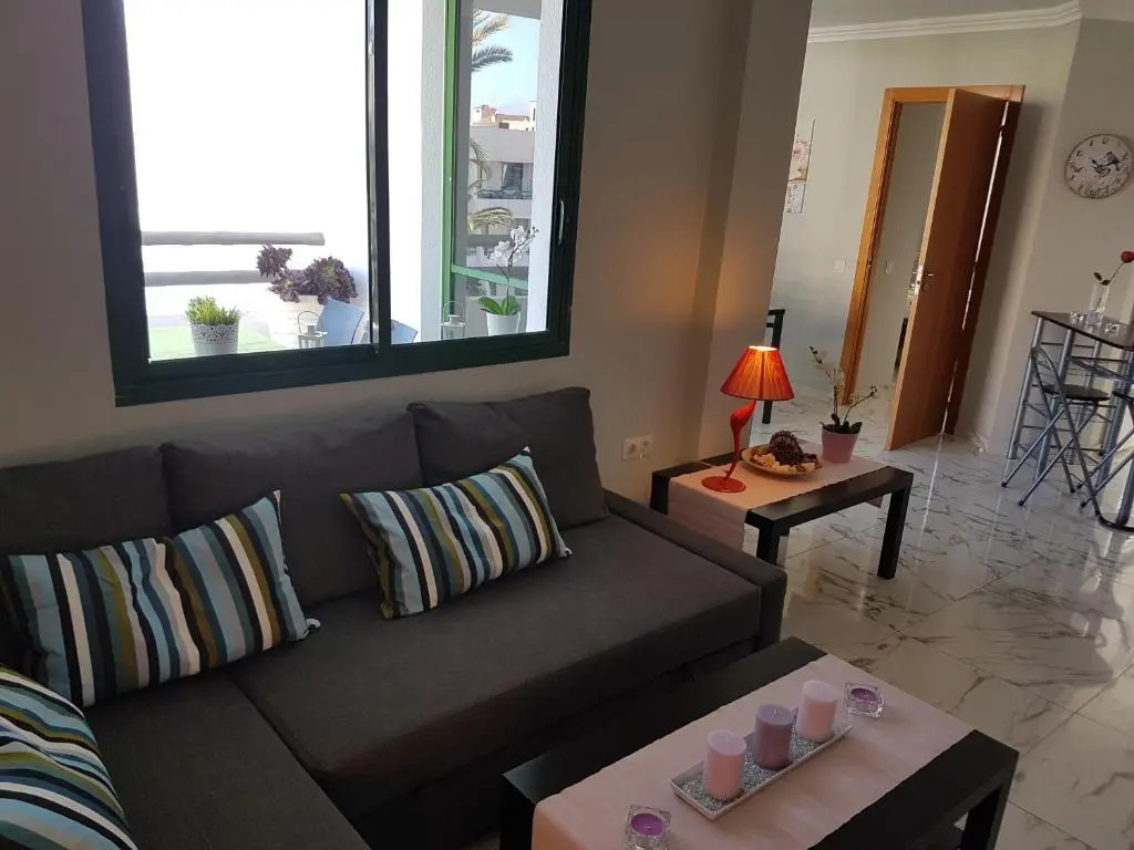Apartment Casa Palmera only 150 meters to the beach, heated pool, wifi, SAT-TV, balcony with poolview