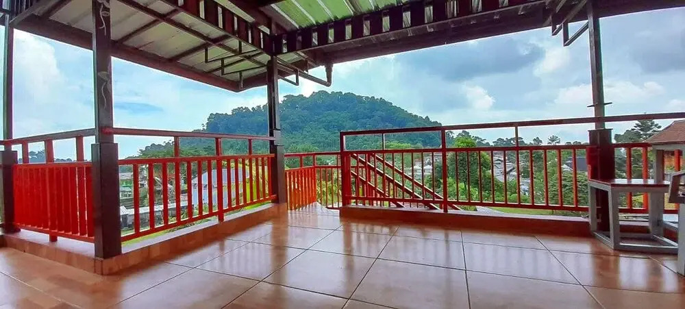 Villa Lisandsa By Ruang Nyaman
