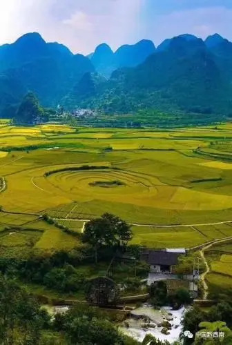 Xingyi Wanfeng Lin Jianshan Guest House