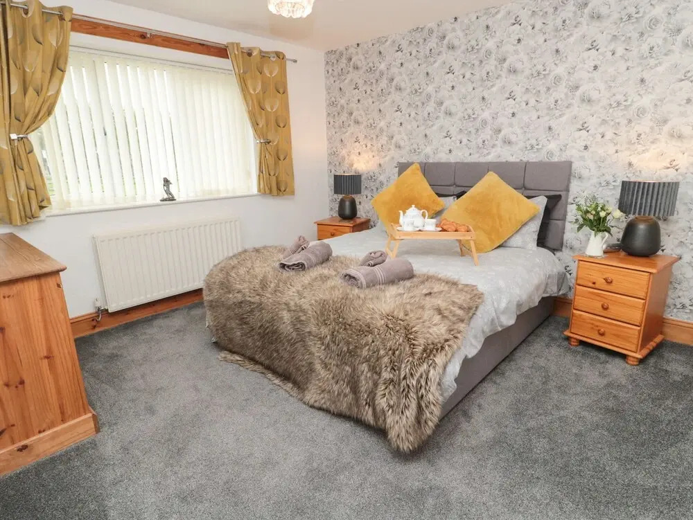 Waters Edge Holiday Home