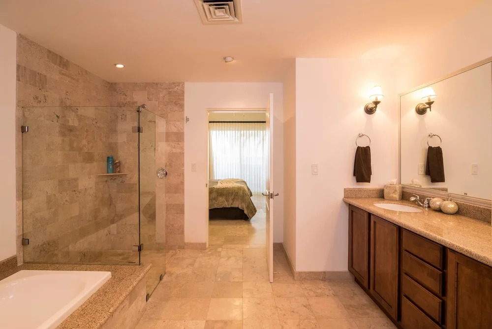 Paraiso Del Mar Resort A202 2 Bed by Casago