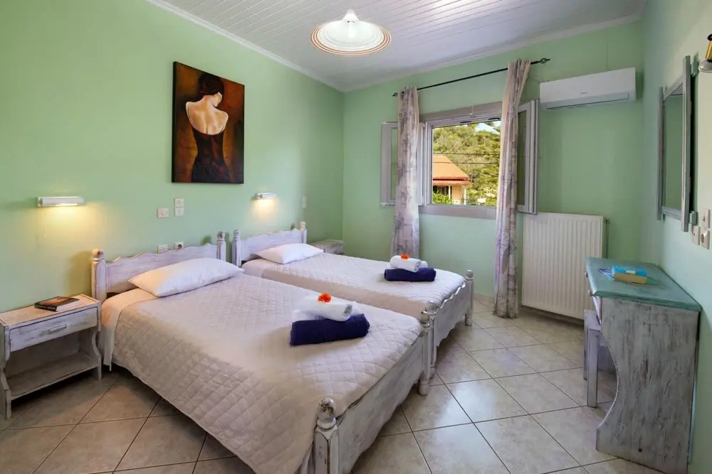 Chrisoula in Longos With 2 Bedrooms and 1 Bathrooms