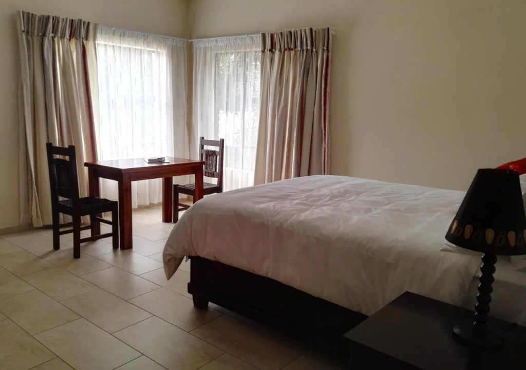 Khamanzi Lodge