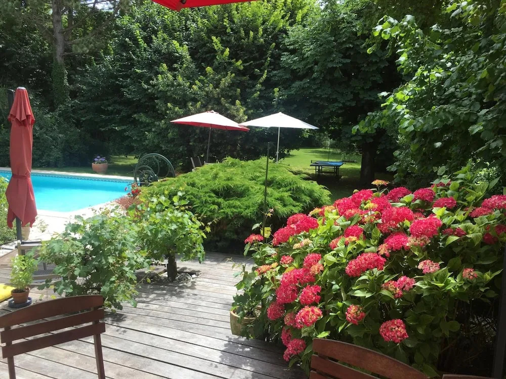 Chez Francoise Et Michel