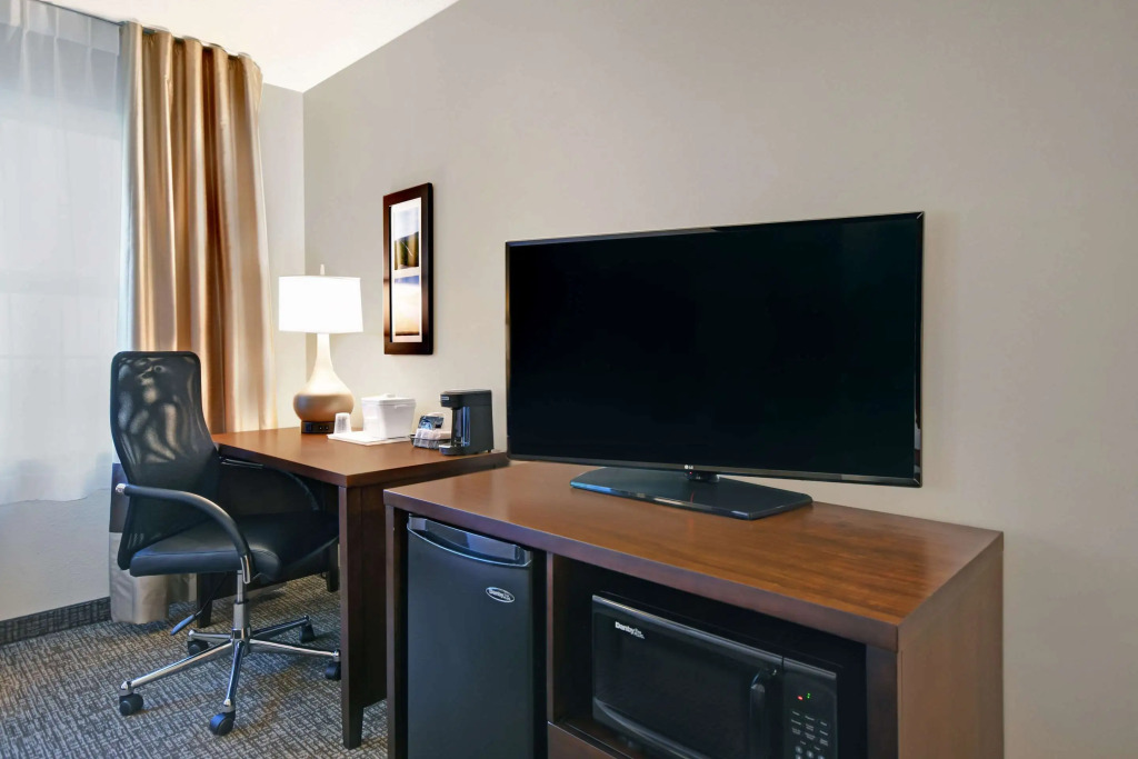 Comfort Inn & Suites Wilton