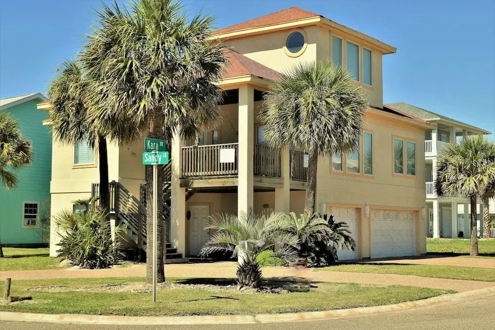 645 Sandy Lane 4 Bedrooms 4 Bathrooms Home