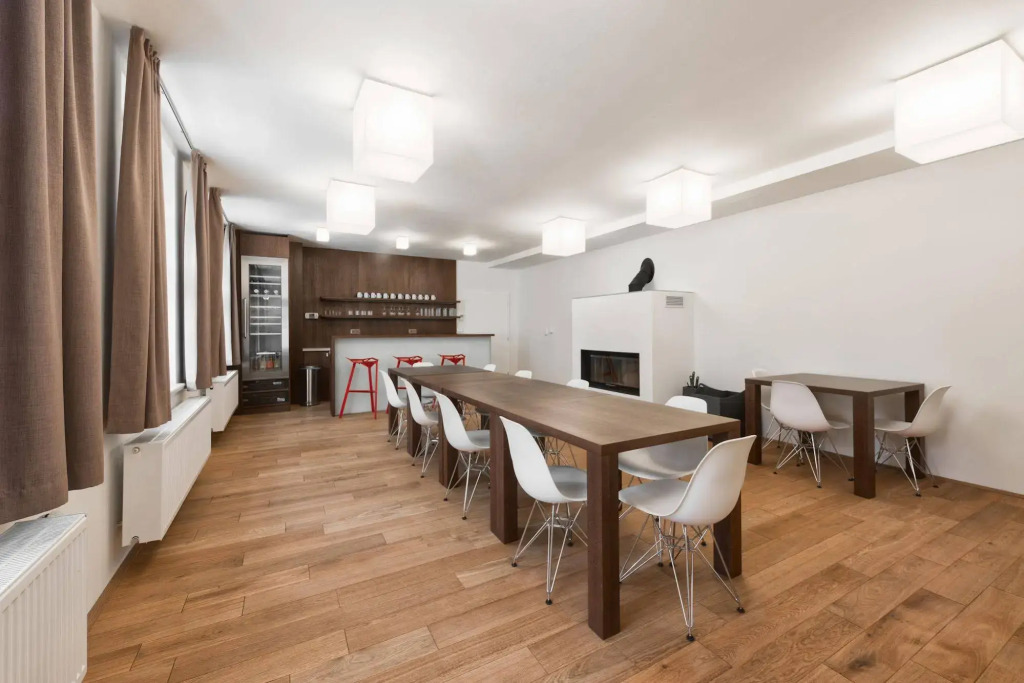 Theresian Apartment