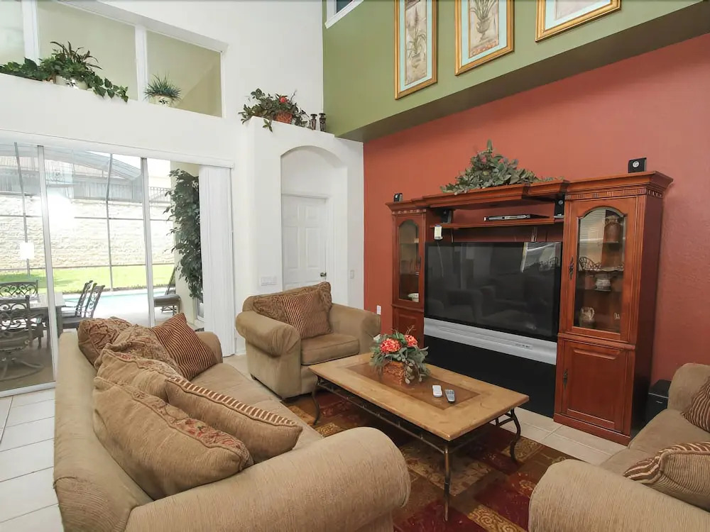 7757 Basnett Circle