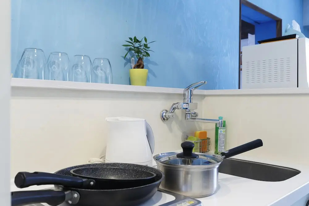 F24-402 Stylish Suite 1min from subway