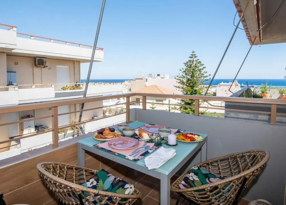 Lovebirds Rethymno Suite
