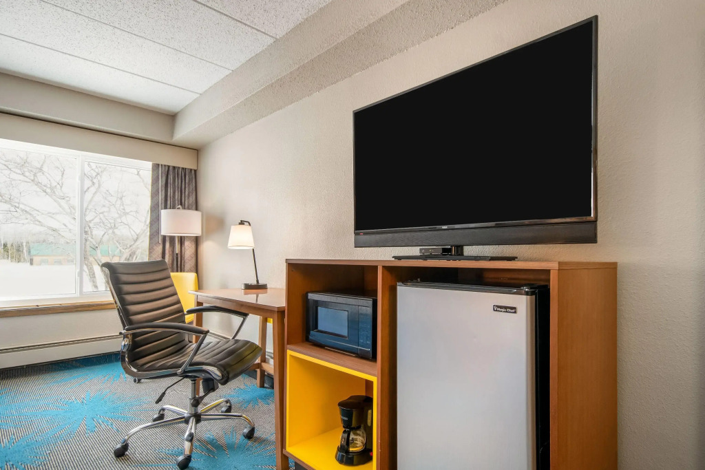 Days Inn by Wyndham International Falls