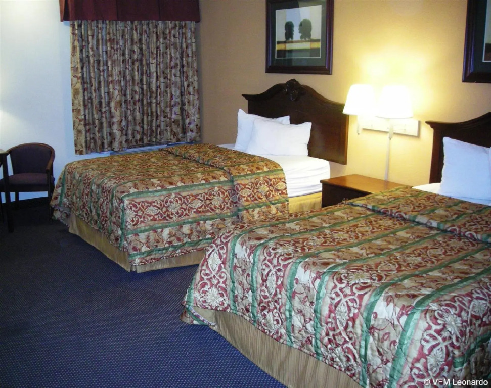 Clarion Inn & Suites