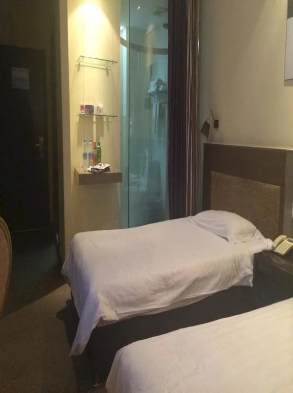 Yidianyuan Hotel