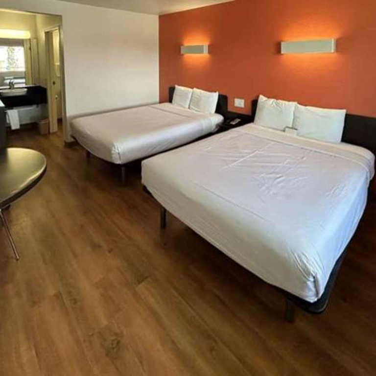 Motel 6-Riverside, CA - South