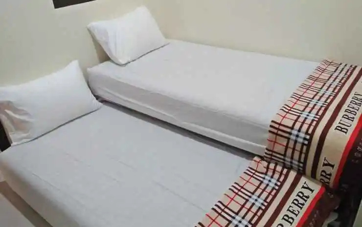 J4 Homestay