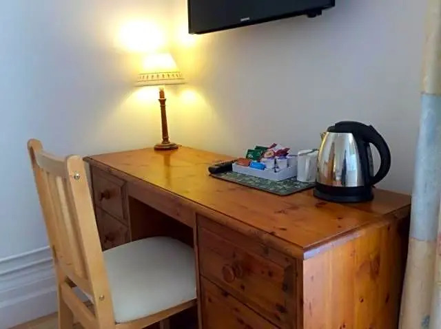 Cavell House Bed and Breakfast
