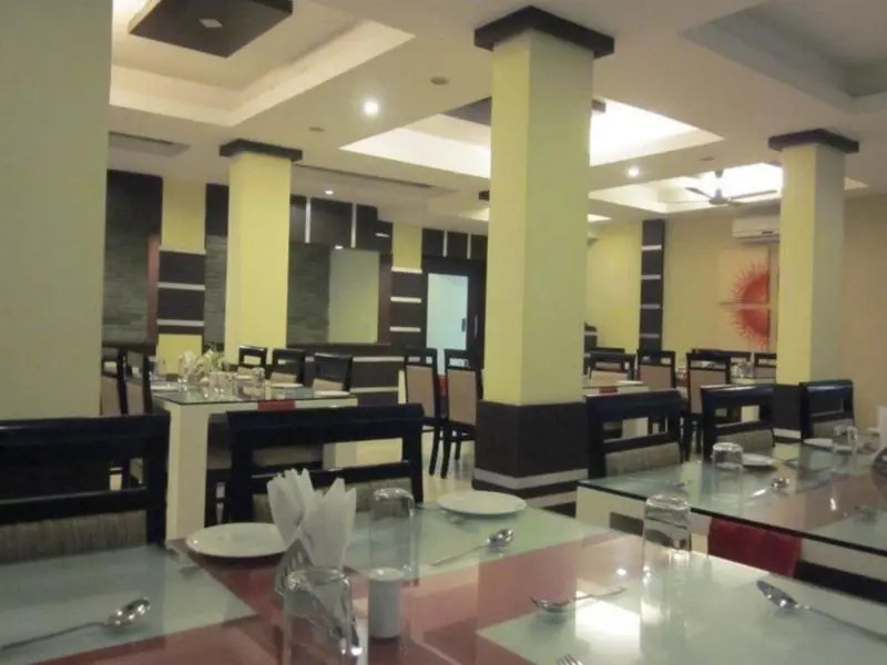 Hotel Sagar Tarang (Berries Group)