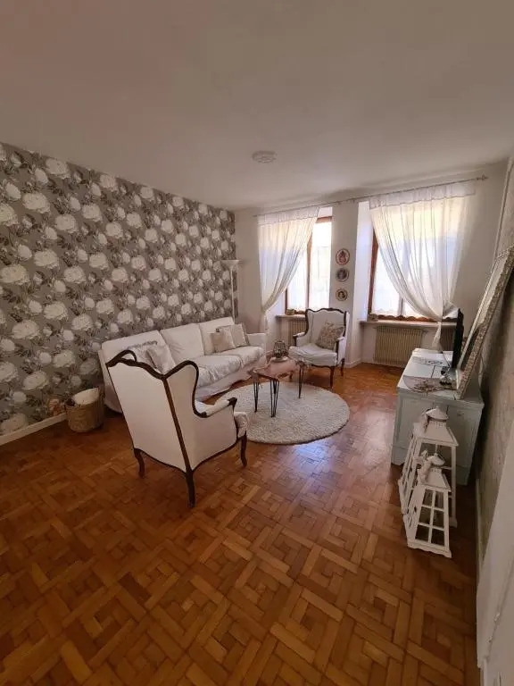 Mezzaterra 10 Tourits Accomodation