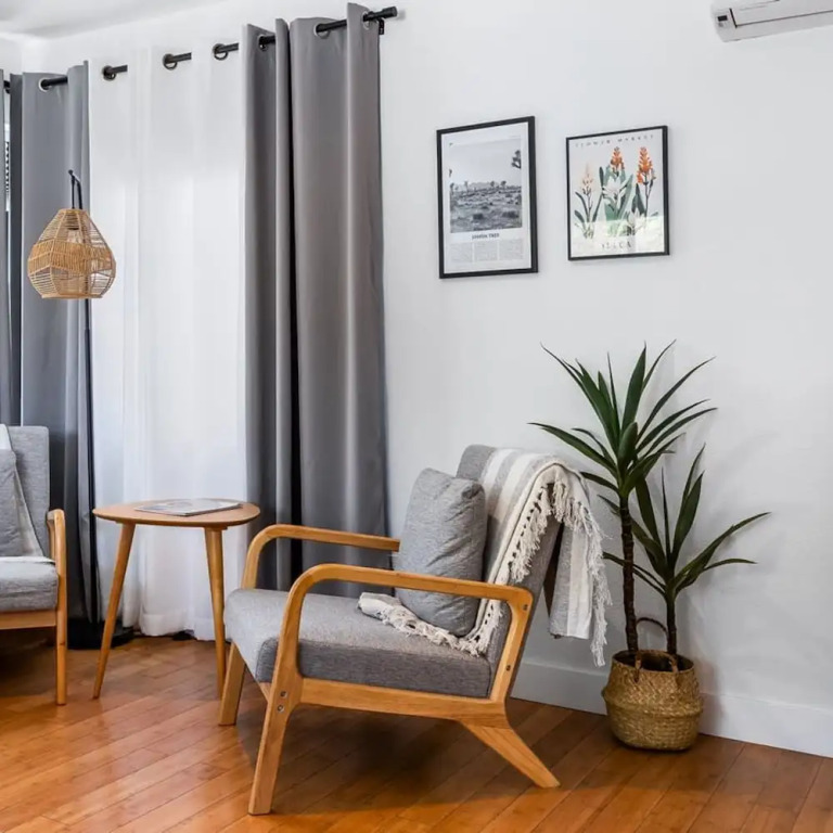 The Yucca Hotel Villa - Entire Buyout