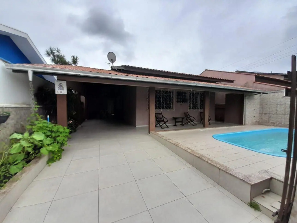 Casa com piscina