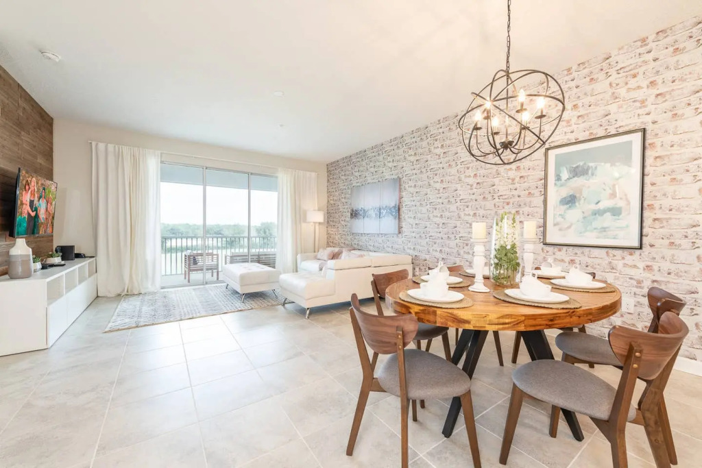 Super nice condo with amazing golf view