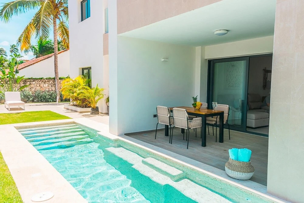 Condo w Private Picuzzi Best Location Los Corales