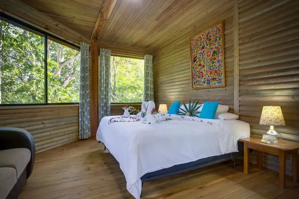 DuPlooys Jungle Lodge