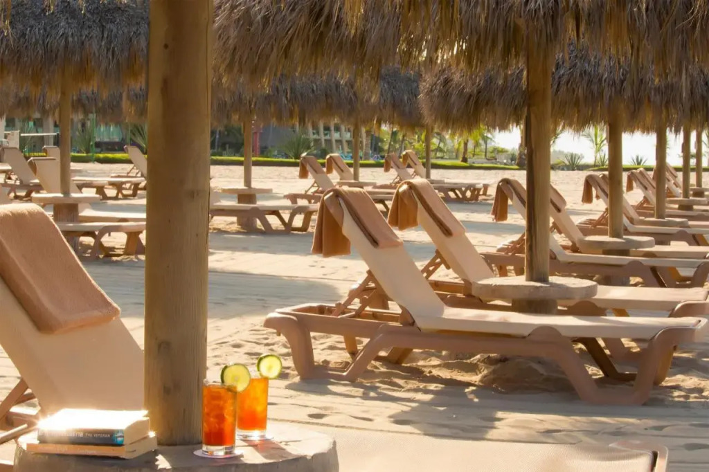 Paradise Village