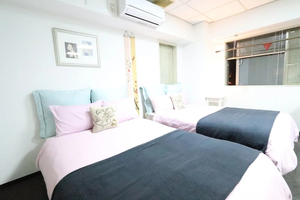 CV House