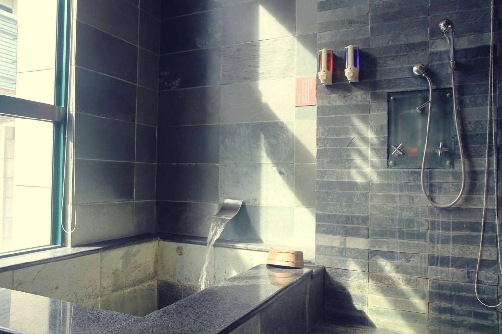 Ashare Hotel