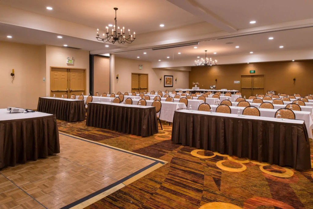 Holiday Inn Dublin - Pleasanton by IHG