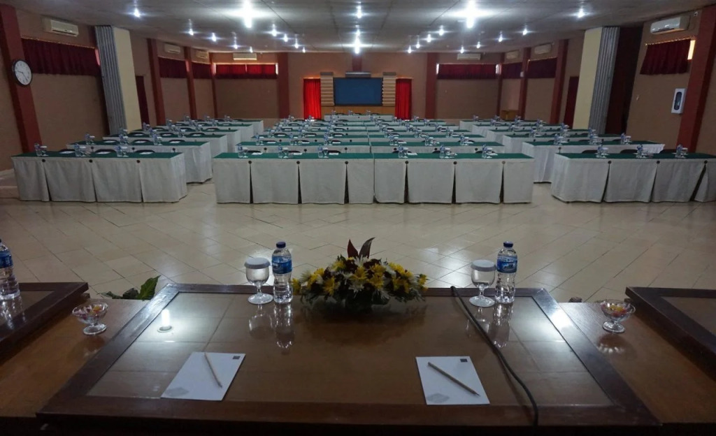 University Hotel